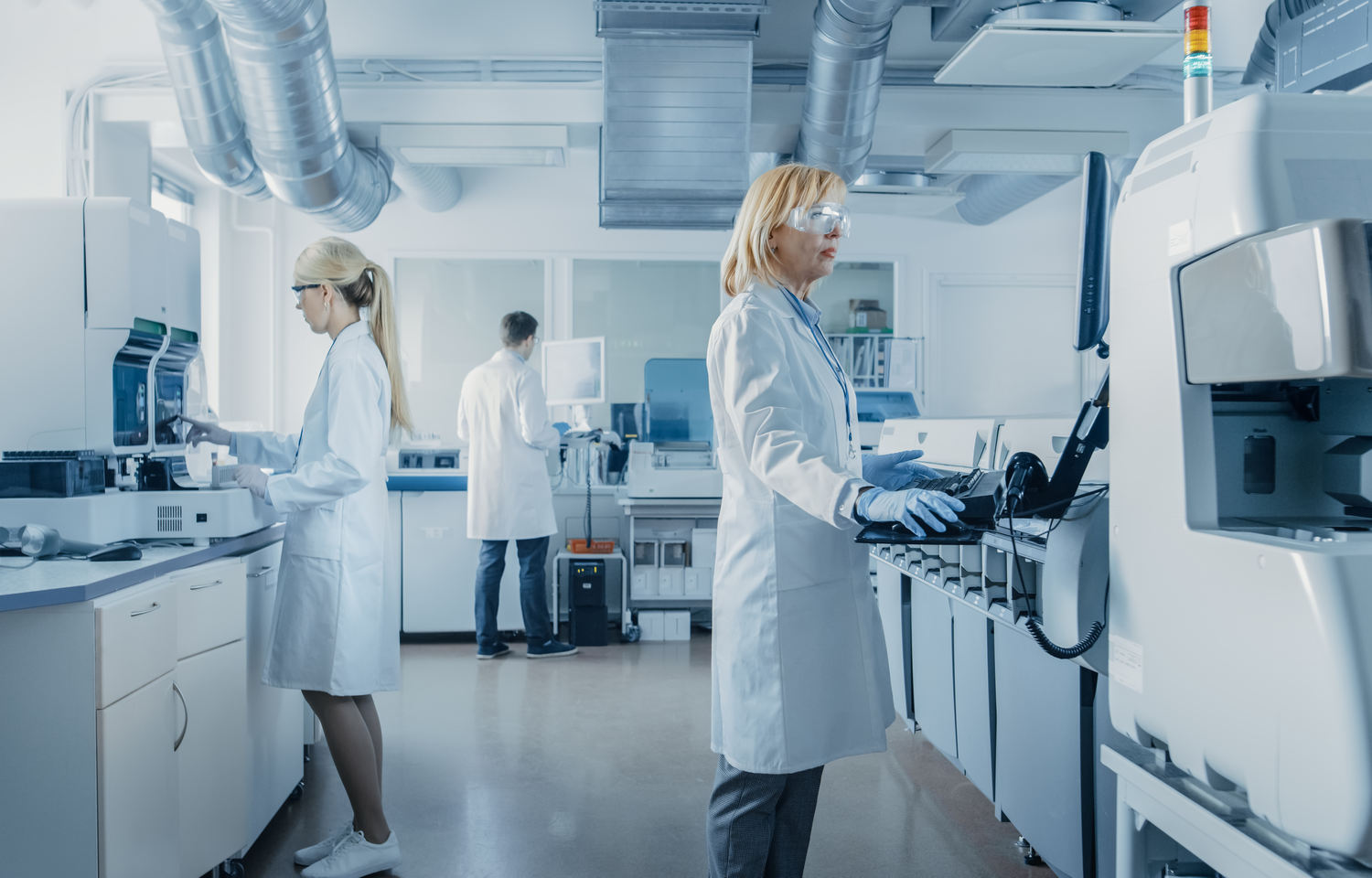 Automated lab instruments